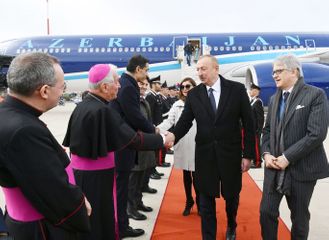  Начался государственный визит президента Азербайджана в Италию