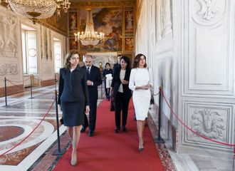 Первая леди Азербайджана Мехрибан Алиева ознакомилась с римским Квиринальским дворцом