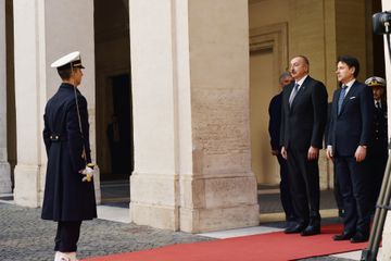 Президент Ильхам Алиев встретился с председателем Совета министров Италии  - ФОТО