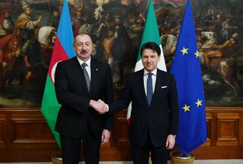 Президент Ильхам Алиев встретился с председателем Совета министров Италии  - ФОТО
