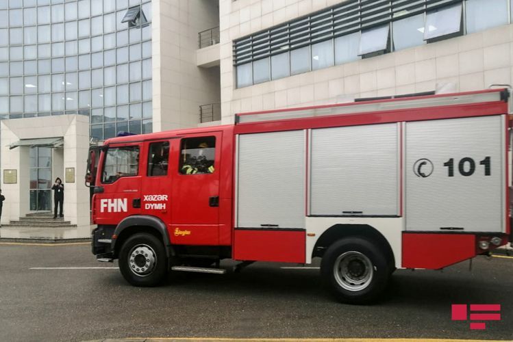 В Баку в детской поликлинике произошло задымление - ОБНОВЛЕНО