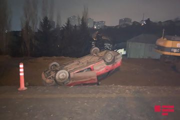 На шоссе Баку-Сумгайыт автомобиль переехал мужчину - ФОТО