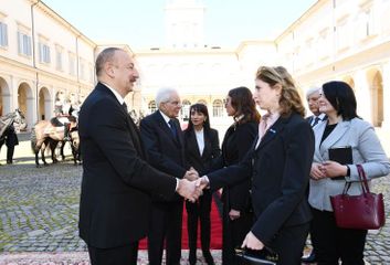 В Риме состоялась церемония официальных проводов президента Ильхама Алиева