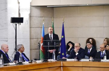 В Риме прошел азербайджано-итальянский бизнес-форум  - ОБНОВЛЕНО