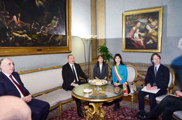 Президент Азербайджана встретился с мэром Рима - ФОТО - ОБНОВЛЕНО