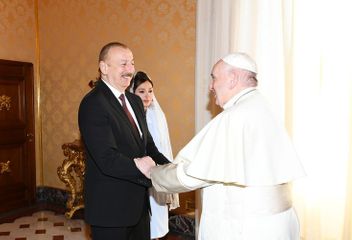 Президент Азербайджана Ильхам Алиев встретился в Ватикане с Папой Франциском - ОБНОВЛЕНО