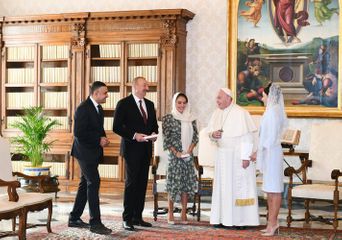 Президент Азербайджана Ильхам Алиев встретился в Ватикане с Папой Франциском - ОБНОВЛЕНО