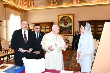 Президент Азербайджана Ильхам Алиев встретился в Ватикане с Папой Франциском - ОБНОВЛЕНО