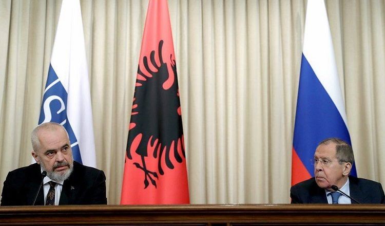 Лавров обсудил с албанским коллегой конфликты на пространстве ОБСЕ