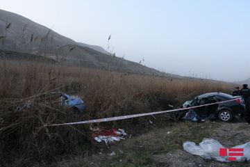 В Баку в результате тяжелого ДТП погибли три человека - ОБНОВЛЕНО-2 - ФОТО