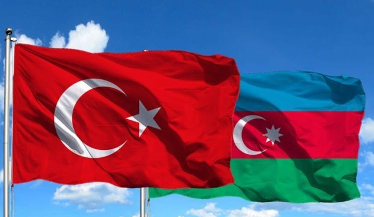 Срок безвизового пребывания граждан Турции и Азербайджана будет продлен