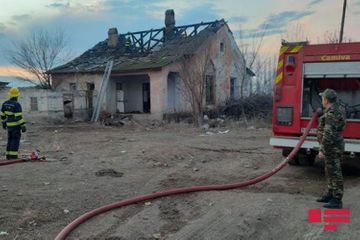 В Азербайджане отец убил сына - Он сжег дом - ФОТО