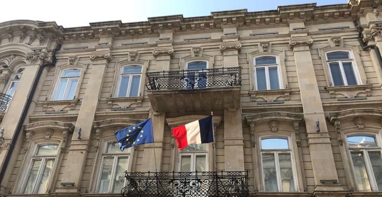 Посольство Франции предупредило граждан страны в Азербайджане 