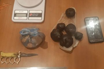 В Азербайджане по подозрению в наркоторговле задержан певец
