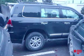 В Баку потерявший управление автомобиль врезался в 4 машины  - ФОТО