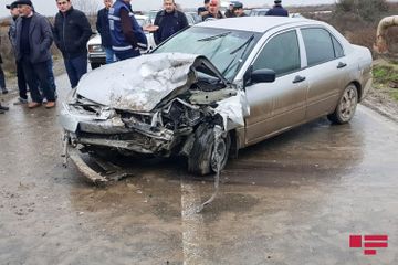 В Саатлы столкнулись два автомобиля, 1 человек скончался, 3 получили травмы - ОБНОВЛЕНО