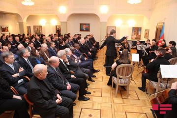 П.Бюльбюльоглу: Азербайджан никогда не отождествляет трагедию 20 Января с сегодняшней демократической Россией - ФОТО