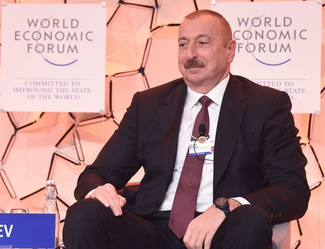 Ильхам Алиев принял участие в панели на тему «Стратегический взгляд: Евразия» Давосского ВЭФ - ФОТО - ОБНОВЛЕНО