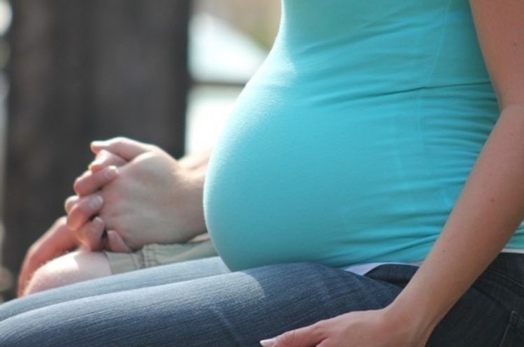 Власти США ужесточат правила выдачи виз беременным женщинам