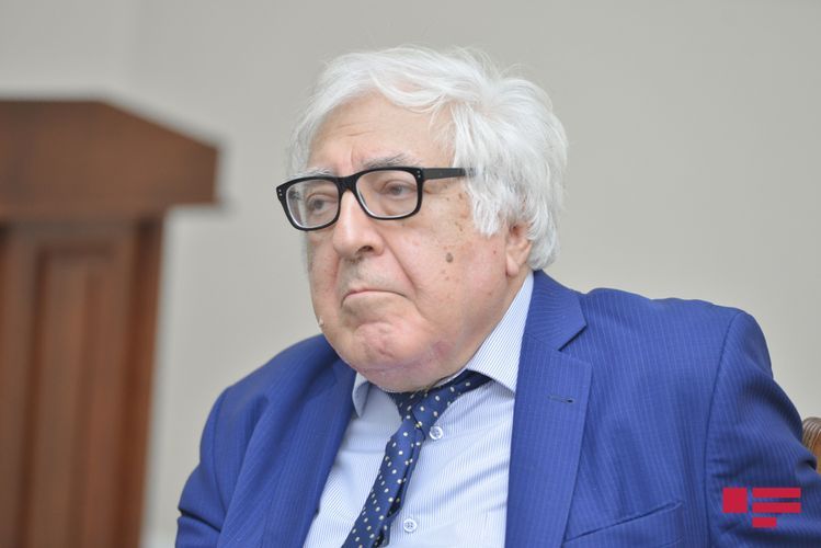 Анар намерен вновь выдвинуть свою кандидатуру на пост председателя СПА