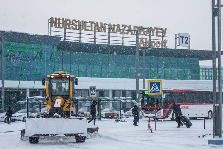 Из-за непогоды задержаны и отменены 25 рейсов в аэропорту Нур-Султана