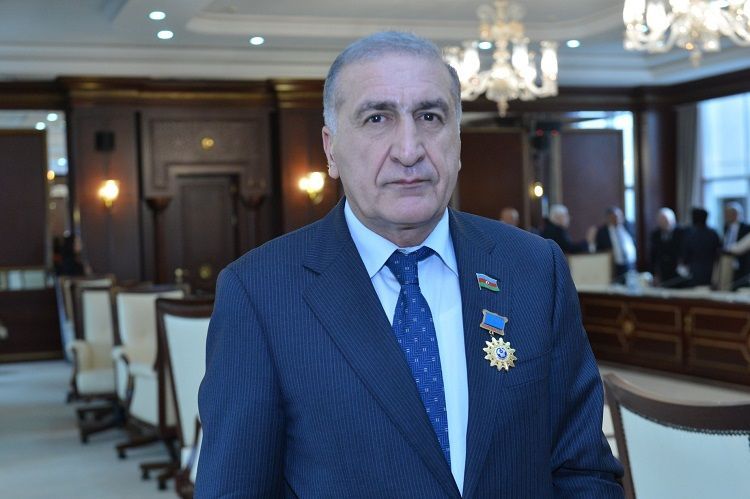 Игбал Мамедов: Мой сын отпущен на свободу - ОБНОВЛЕНО