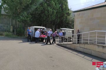 В Лерике автомобиль упал в овраг, 3 человека погибли - ОБНОВЛЕНО-1