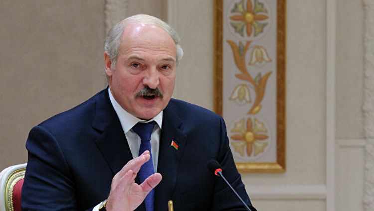 Лукашенко заявил, что не монополизировал власть