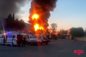 Пожар на лакокрасочном заводе Sobsan в Баку потушен - ФОТО - ВИДЕО - ОБНОВЛЕНО