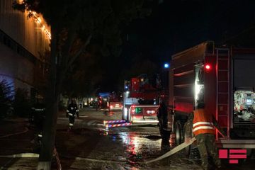 Пожар на лакокрасочном заводе Sobsan в Баку потушен - ФОТО - ВИДЕО - ОБНОВЛЕНО
