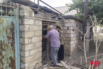 В результате обстрела со стороны ВС Армении села Дондар Гушчу Товузского района снаряды упали на жилые дома и приусадебные участки  
