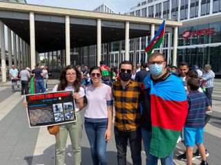 В Кёльне азербайджанцы провели акцию в поддержку нашей армии – ФОТО – ВИДЕО