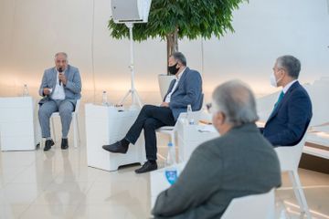 Помощник президента Азербайджана встретился с группой общественных деятелей и представителей интеллигенции - ФОТО