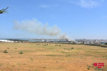 Пожар недалеко от Джейранбатанского водохранилища потушен - ВИДЕО - ОБНОВЛЕНО-2