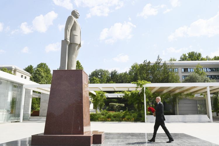 Президент Азербайджана Ильхам Алиев прибыл в Мингячевир