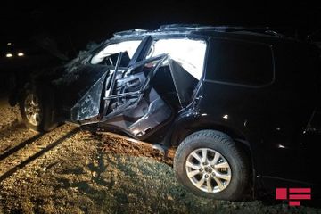 На трассе Баку-Газах семья попала в ДТП: погибли 2 человека, ранены 4 человека - ОБНОВЛЕНО - ФОТО