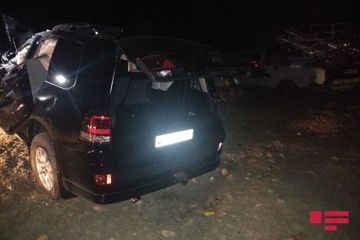На трассе Баку-Газах семья попала в ДТП: погибли 2 человека, ранены 4 человека - ОБНОВЛЕНО - ФОТО