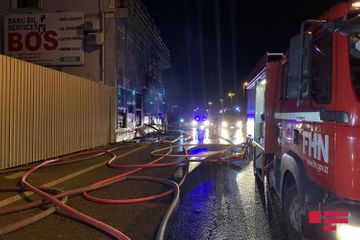 В Центре Baku Oil Service произошел пожар - ФОТО - ВИДЕО - ОБНОВЛЕНО
