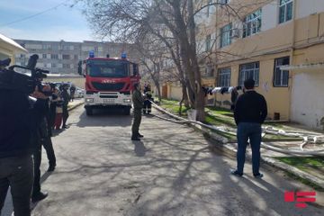 В Ширване произошел пожар в жилом здании, два человека отравились дымом - ФОТО