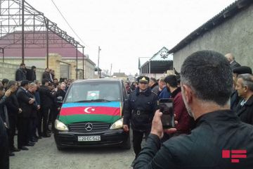 Погибший азербайджанский военнослужащий похоронен в Барде - ФОТО