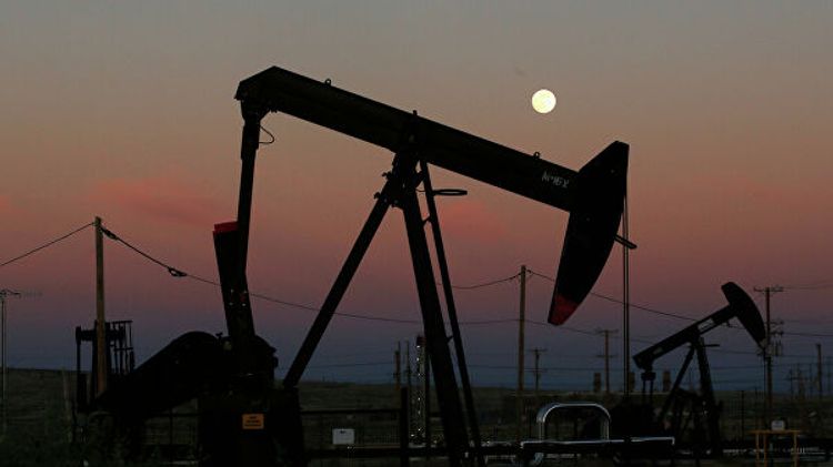 Стоимость Brent рухнула на 30%