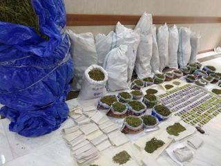 У бывшего осужденного изъяты наркотики в крупном размере