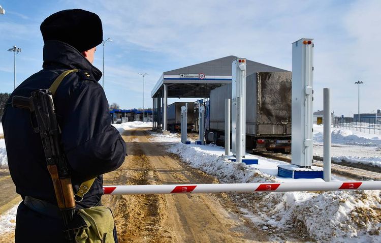 Россия закрывает границу с Беларусью