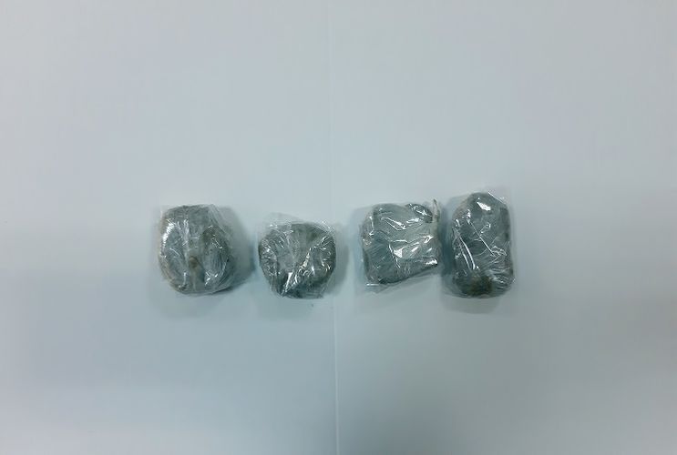 В отправленной из Азербайджана в Чехию посылке обнаружены наркотики