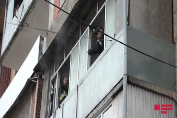 В Лянкяране в жилом доме произошел пожар, эвакуированы 20 человек
