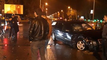 В Мингячевире столкнулись два автомобиля, есть пострадавшие – ФОТО