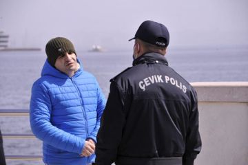 ГУПБ: Обеспечивается возвращение вышедших на улицу пожилых людей в свои дома - ВИДЕО