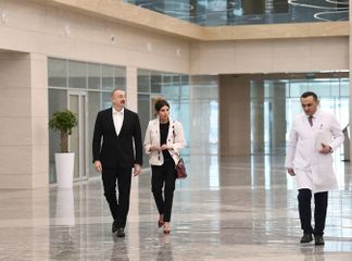 Президент Ильхам Алиев принял участие в открытии медицинского учреждения «Ени клиника» в Баку - ОБНОВЛЕНО-1