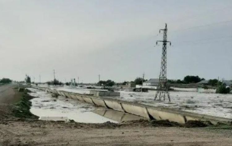 Тела двух детей найдены после прорыва дамбы в Узбекистане