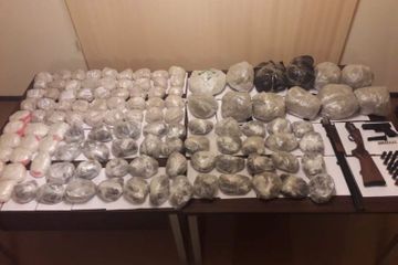 Пресечена попытка ввоза в Азербайджан наркотиков и огнестрельного оружия